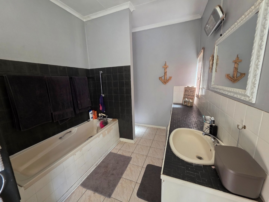 4 Bedroom Property for Sale in Bayswater Free State